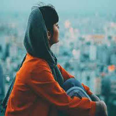 دانلود آهنگ تو این دنیا فقط من تو رو دارم ایمان توحیدی